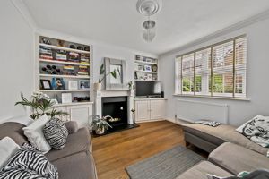 Sitting Room- click for photo gallery